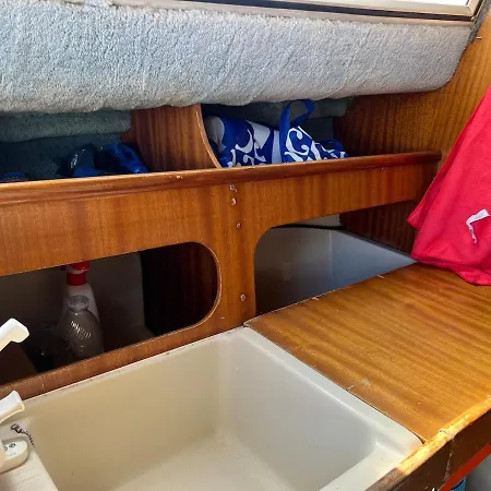 Nuit Insolite Sur Un Bateau Agde